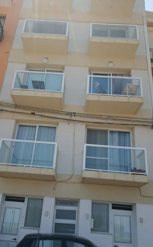 Seafront No 10 Apartament *
